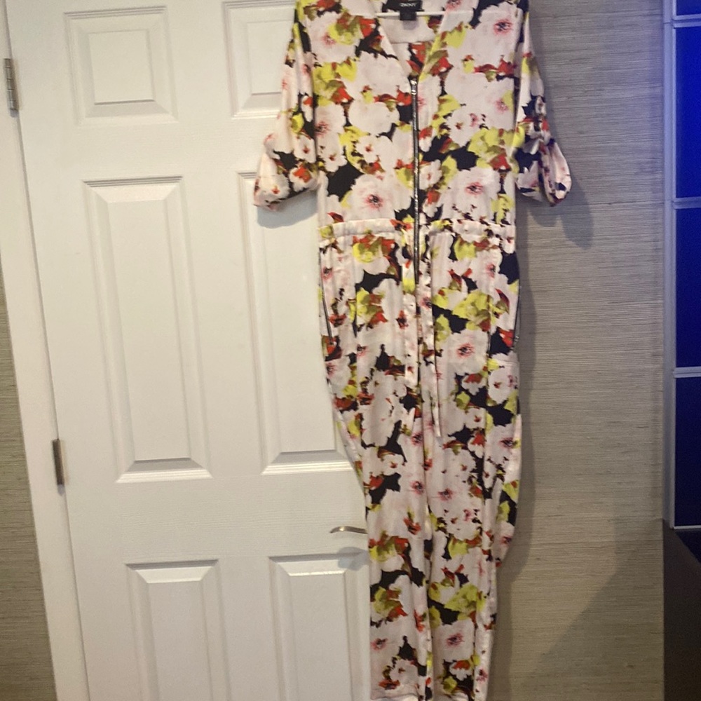 DKNY's vibrant and dynamic floral print V-neck jumpsuit size 2